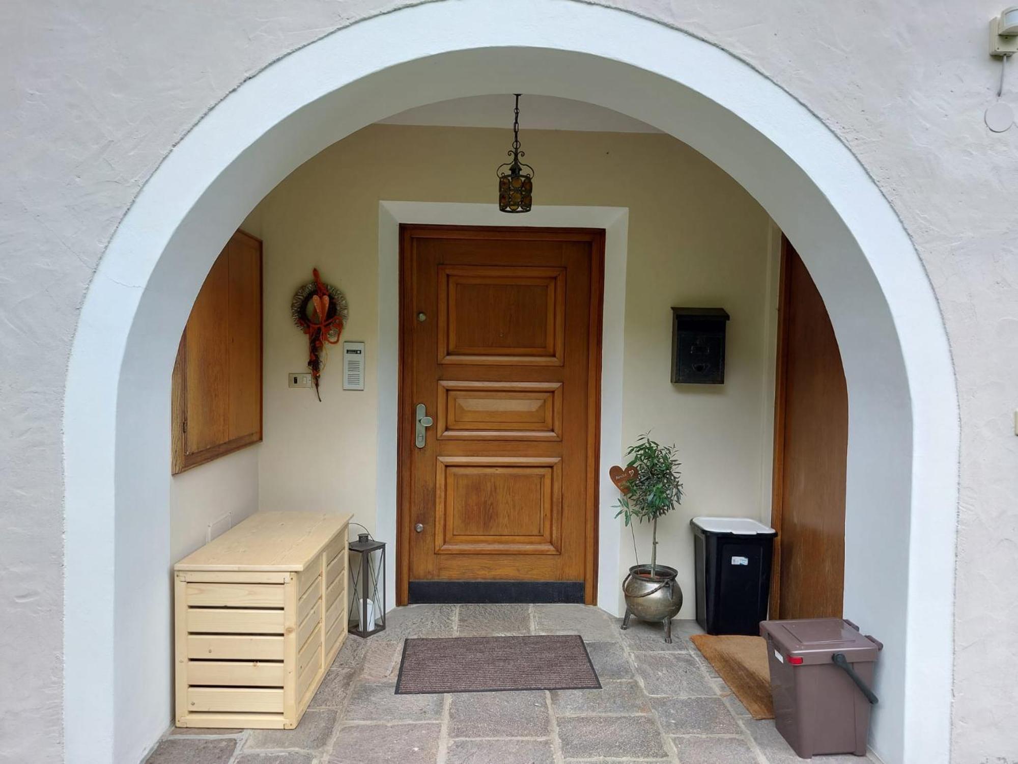 Villa Pinie Apt 1 Terlano Luaran gambar